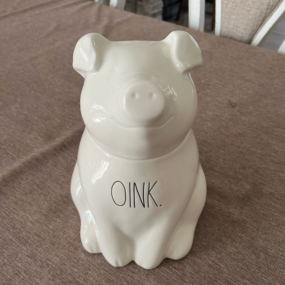 New 2024 Rae Dunn Oink Cookie Jar